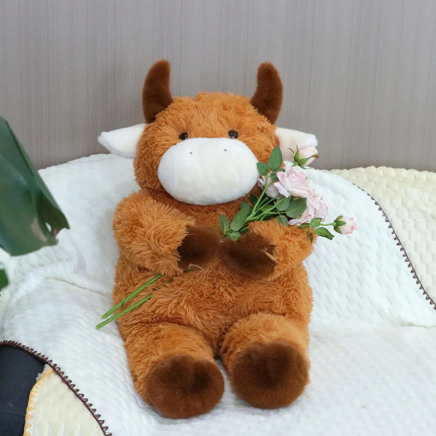 32" Big Highland Cow Stuffed Animal, Giant Highland Cow Plush Toy Huge Size Fluffy Plushy Fat Plushie Gift for Kids