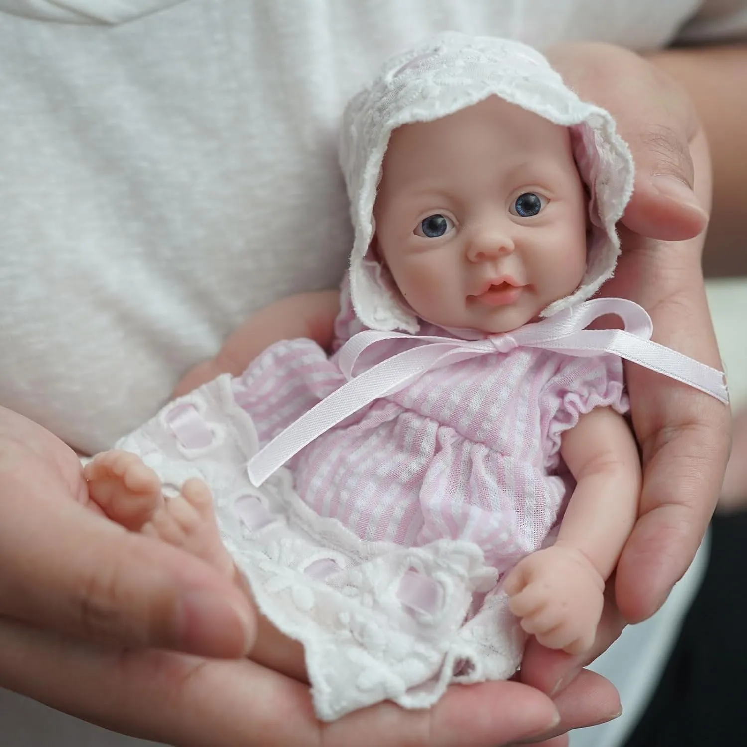 7" Mini Silicone Baby Girl, Silicone Full Body Baby Soft Skin Realistic Newborn Baby Dolls Real Life Tiny Baby Doll with Feeding Accessories