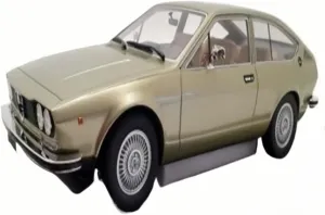 Die Cast Vehicle 1/18 for Alfa Romeo 1.8 Alfetta GT Romeo Simulation Car Model Collecting and Decorating Model Toys Display Mini Cars Replica
