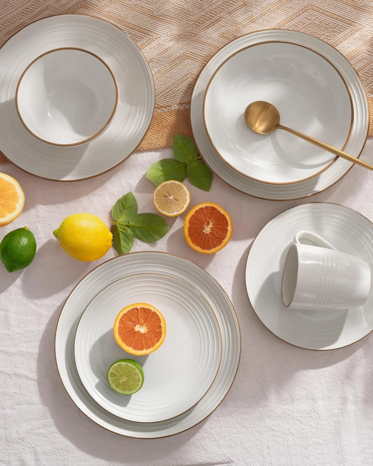 Famiware Jupiter Dinnerware Set, Plates and Bowls Dish Sets for 6 (18 Pieces), Microwave and Dishwasher Safe Stoneware Tableware, Chip and Scratch Resistant, White