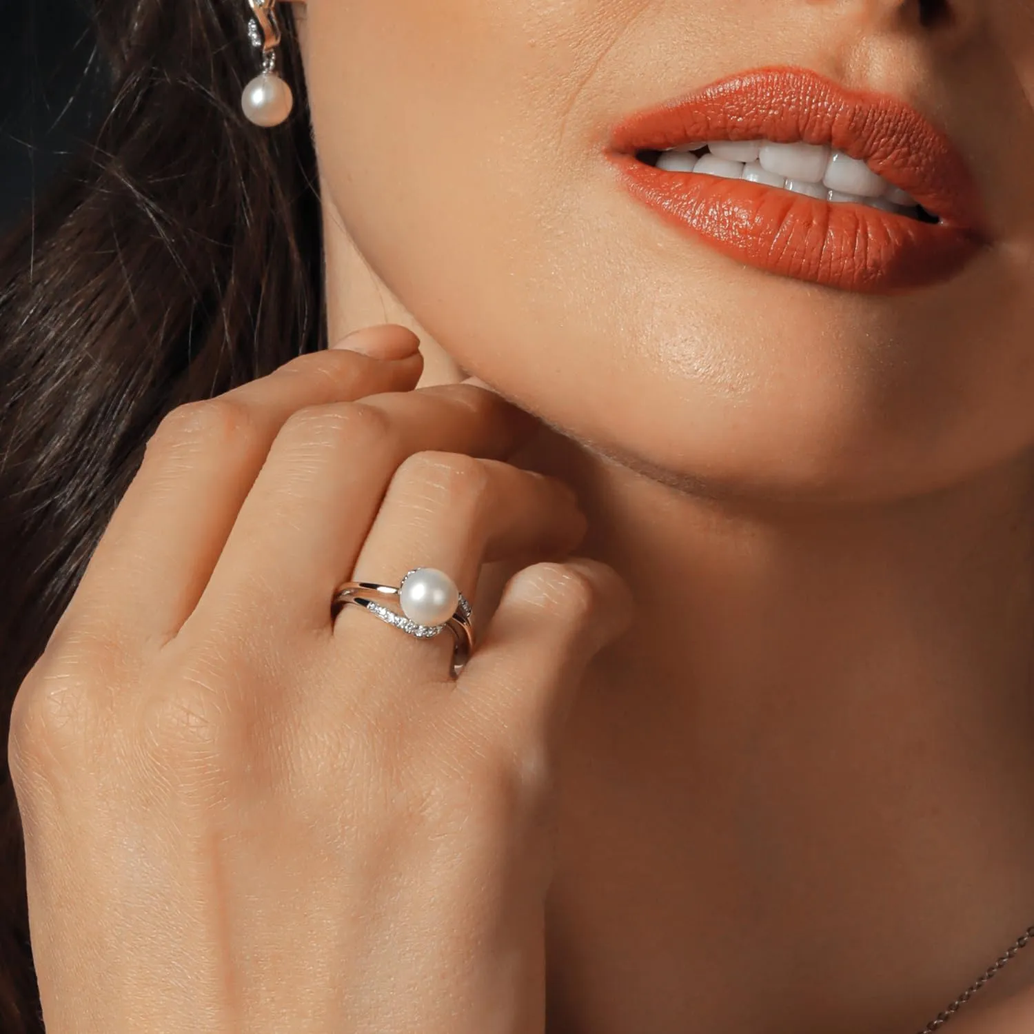 Gem Stone King 7-7.5MM Cultured Freshwater Pearl and Lab Grown Diamond Ring For Women | 925 Sterling Silver and 10K Yellow Gold | Available in Size 5,6,7,8,9 | Fine Jewelry Gifts for Her Mom Wife