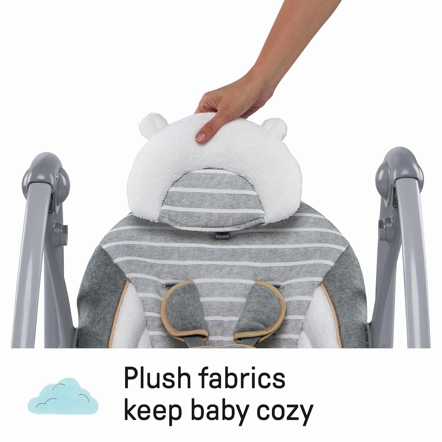 Ingenuity Swing 'n Go Deluxe 5-Speed Baby Swing with Cushioned Harness - Foldable, Portable, 2 Plush Toys & Sounds, 0-9 Months 6-20 lbs (Bella Teddy)