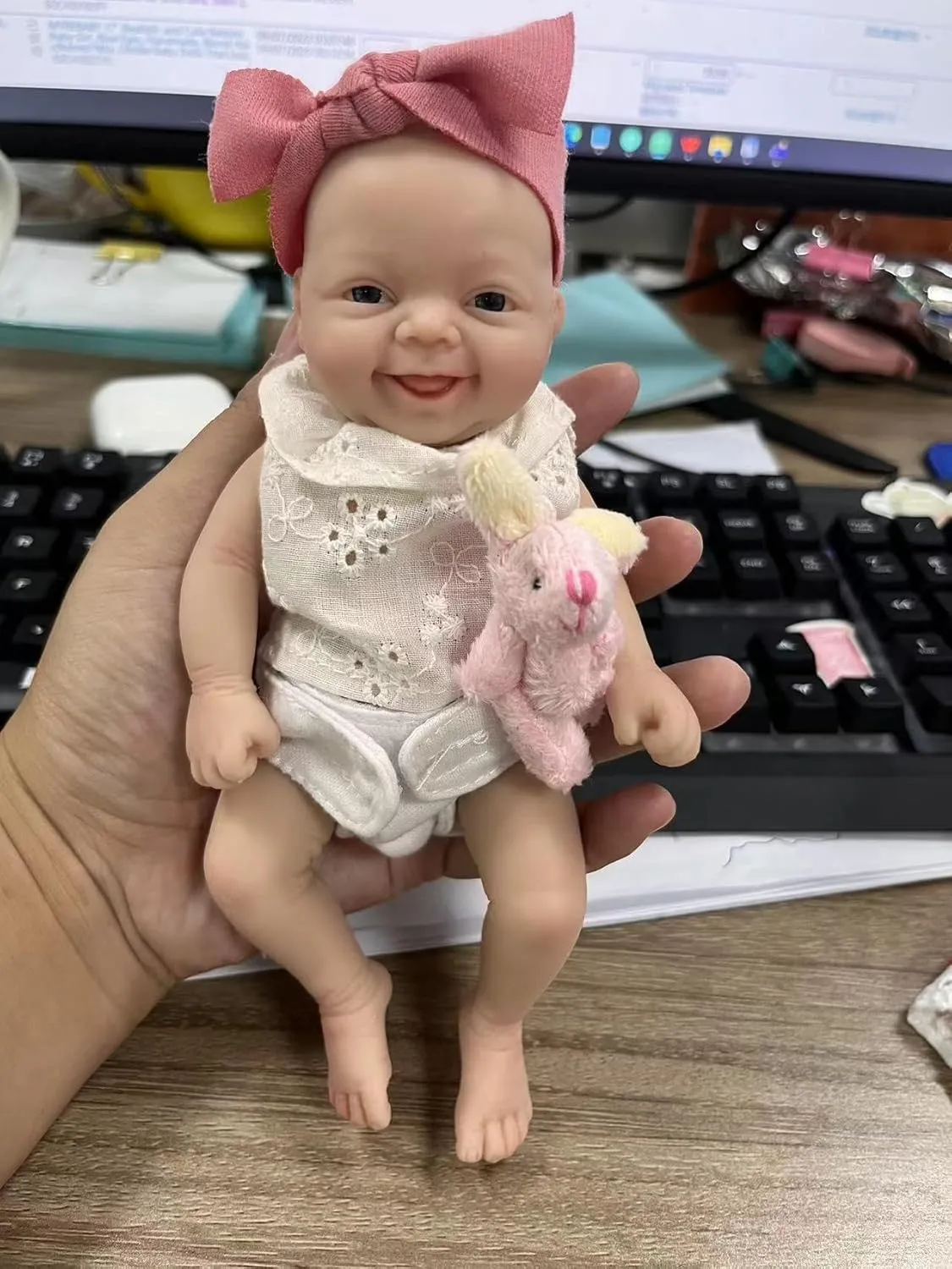 Lifelike Reborn Baby Doll - 7" Mini Full Platinum Silicone Realistic Newborn Baby Doll, Non-Vinyl Doll, Washable Reality Doll Baby with Feeding Kit & Gift Box-Girl