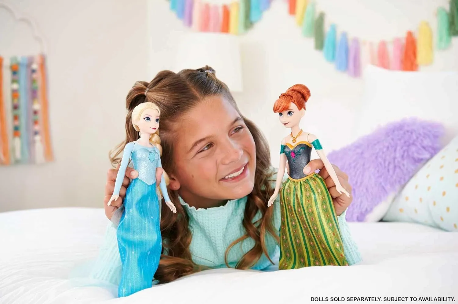 Mattel Disney Frozen Toys, Singing Elsa Doll with Signature Clothing, Sings “Let It Go” from the Movie