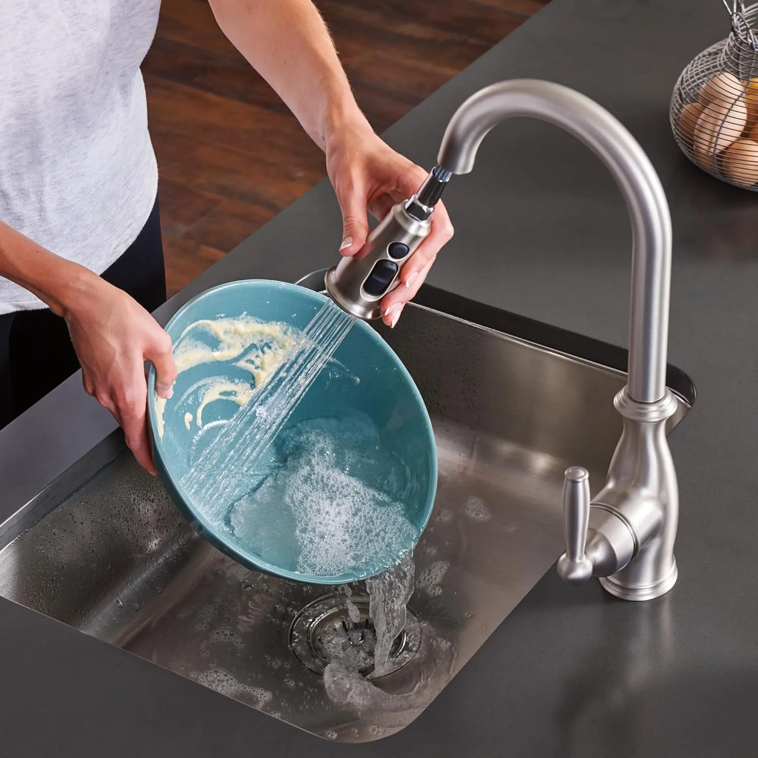 Moen Brantford Spot Resist Stainless Motionsense Wave Touchless One-Handle Pulldown Kitchen Faucet Featuring Power Clean and Reflex Docking System, 7185EWSRS