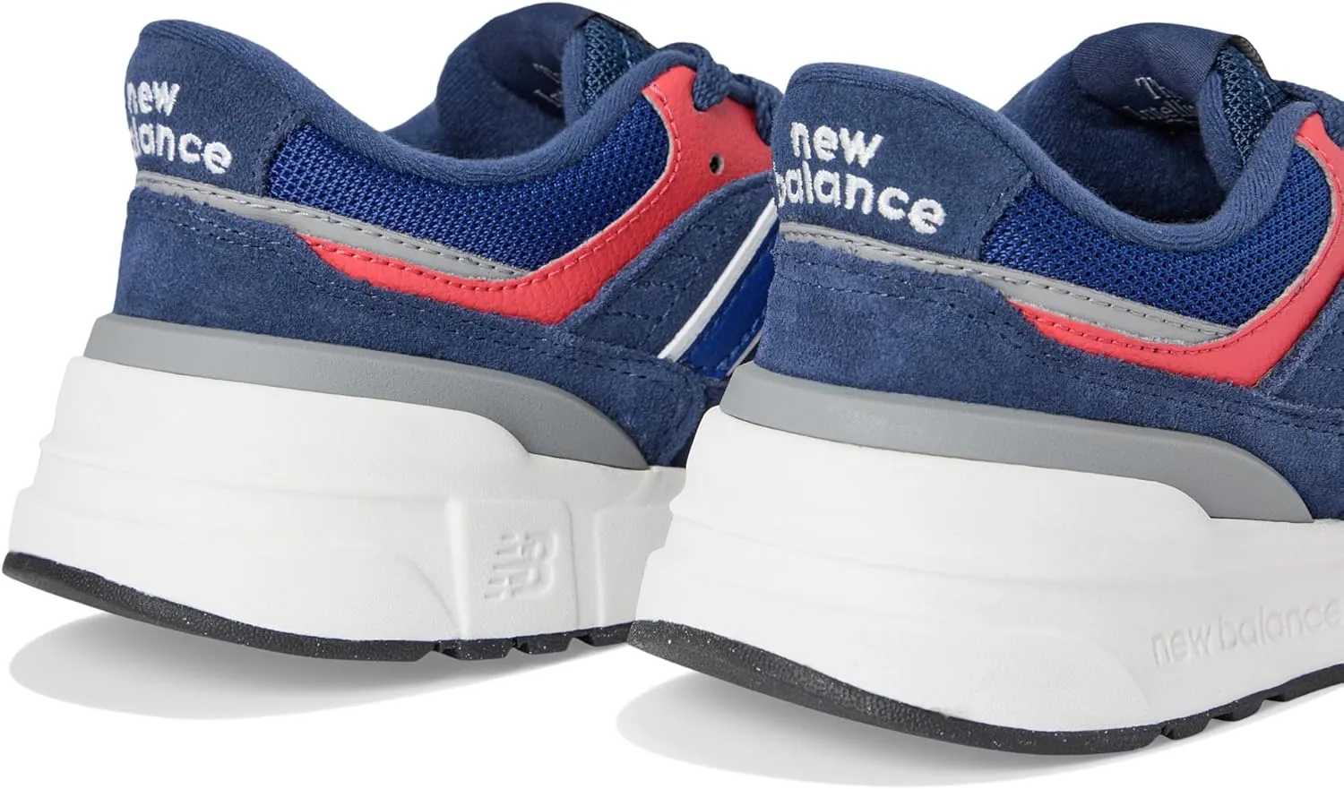 New Balance Unisex-Child 997r (Big Kid) Sneaker
