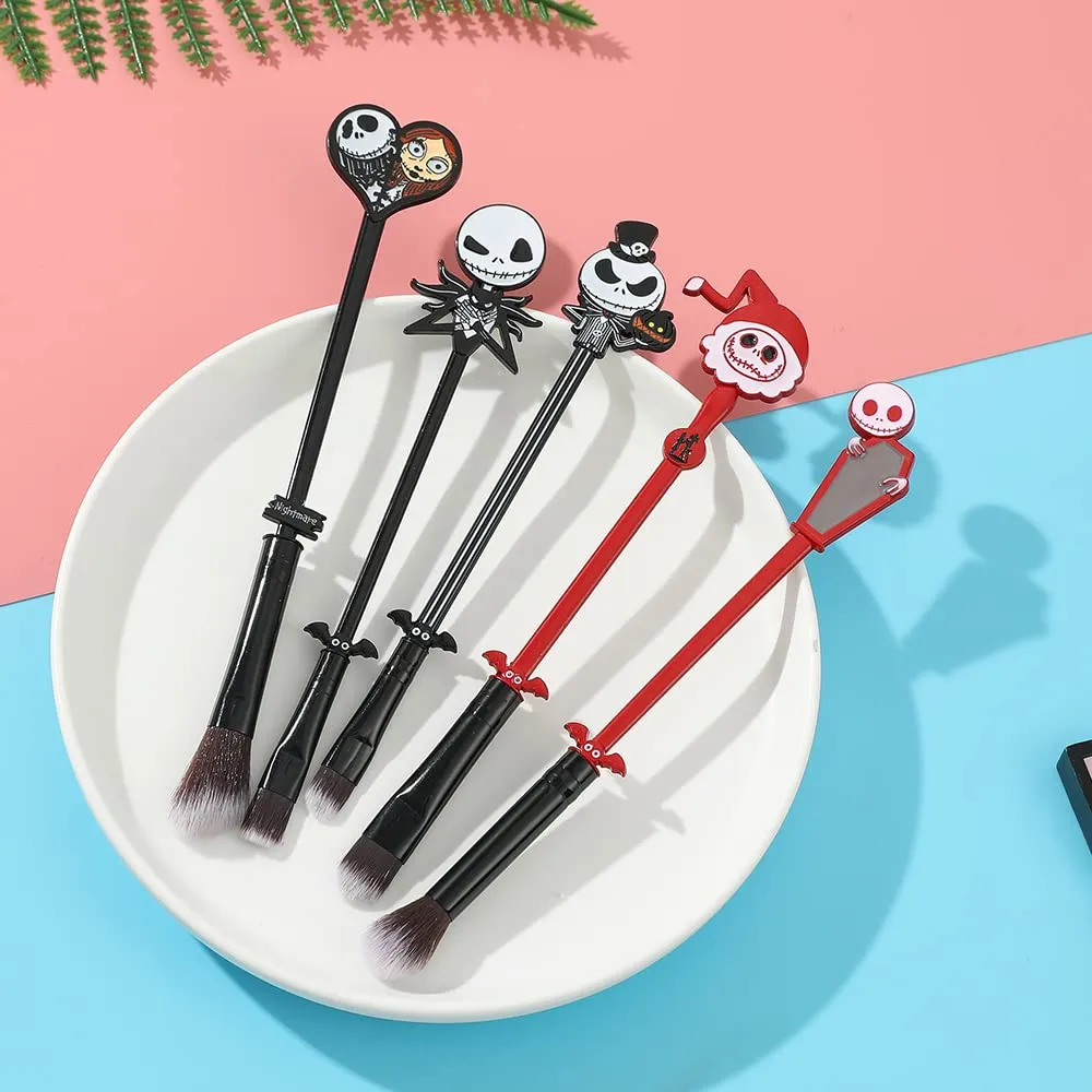 Nightmare Before Christmas Makeup Brushes, 5pcs Corpse Bride Anime Eye Make Up Brush Set with Sally Jack Skellington Charm Bracelet Gift for Women Girls