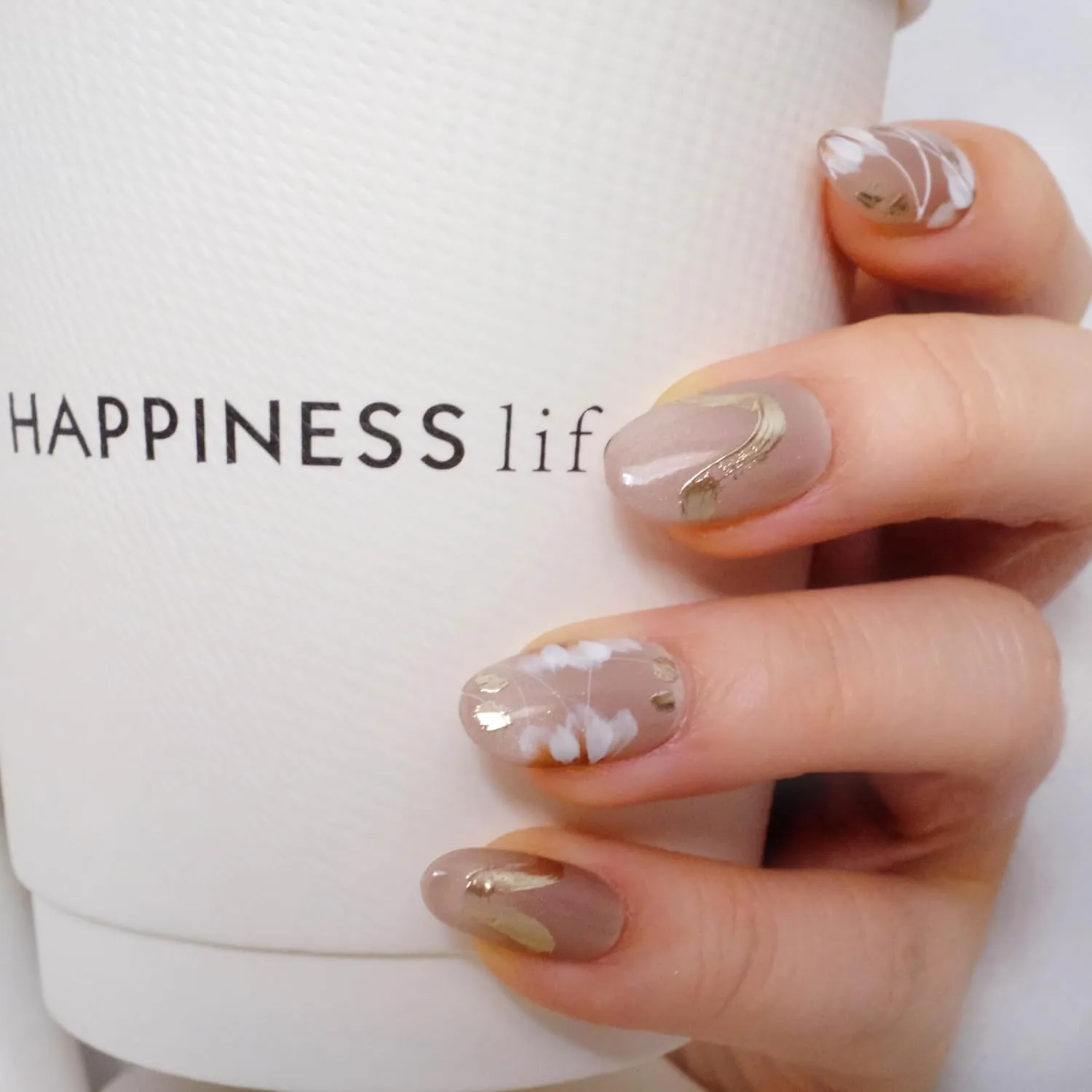 Pink Press-On Nails, Short Oval Shape, Gold Floral Design, Handmade by Professinal Manicurist, 10 Pieces (S,Oval)