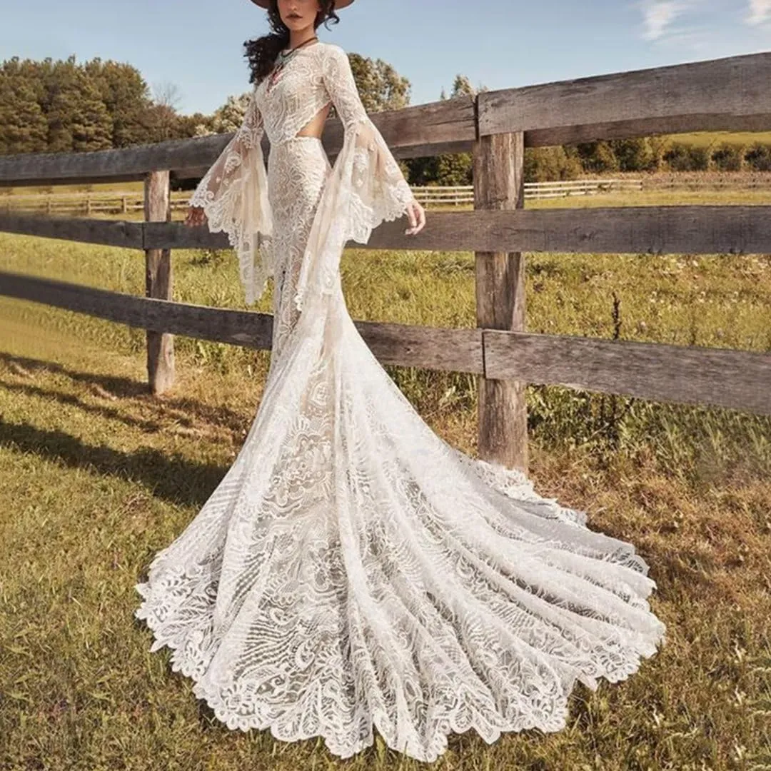 Women's Beach Wedding Dresses for Bride 2024 Vintage Long Sleeves Lace Bohemian Meramaid Bridal Gown