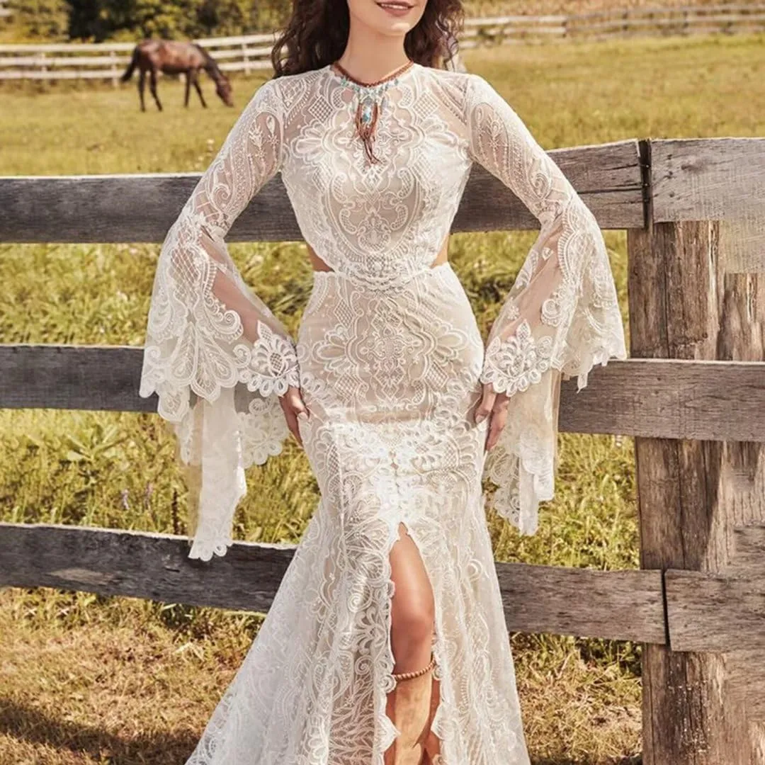 Women's Beach Wedding Dresses for Bride 2024 Vintage Long Sleeves Lace Bohemian Meramaid Bridal Gown