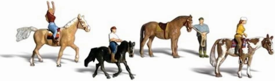 WOODLAND SCENICS A2159 Horseback Riders N WOOU2159