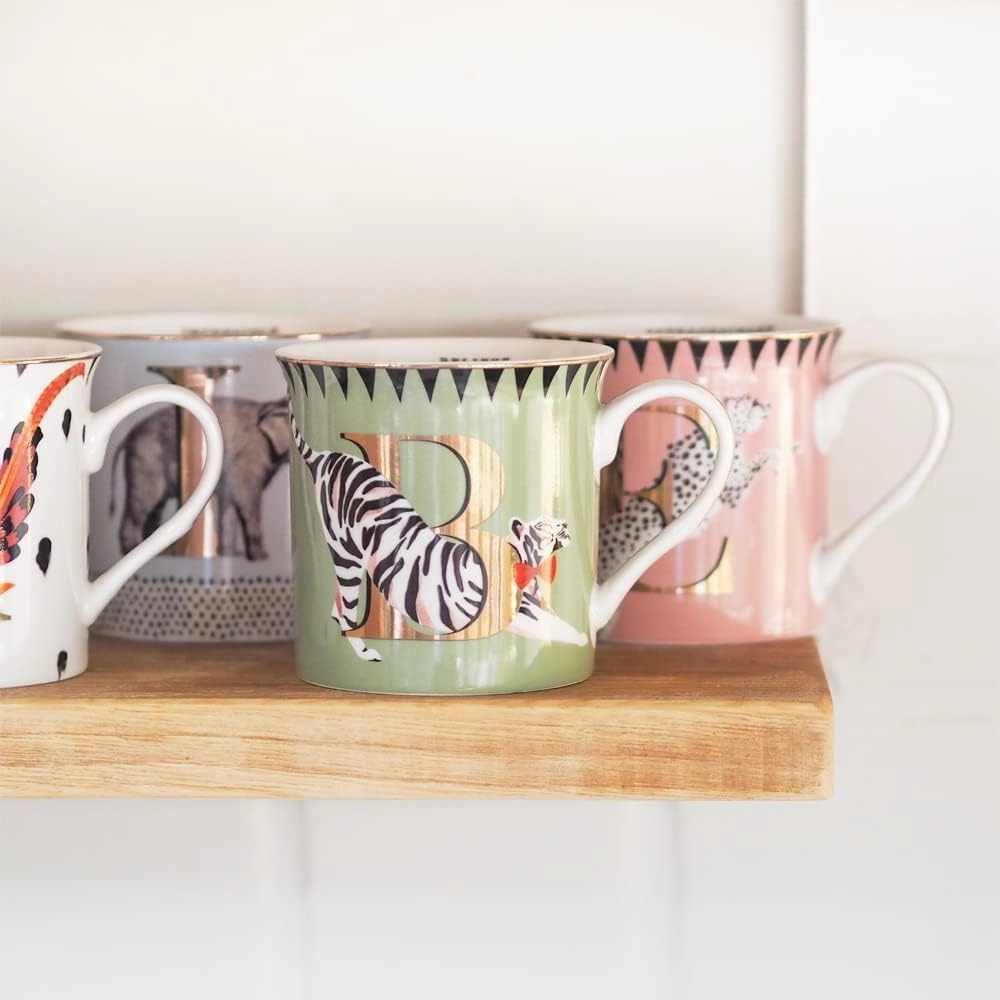 YVONNE ELLEN Gold Edition Mug (B for Believe)